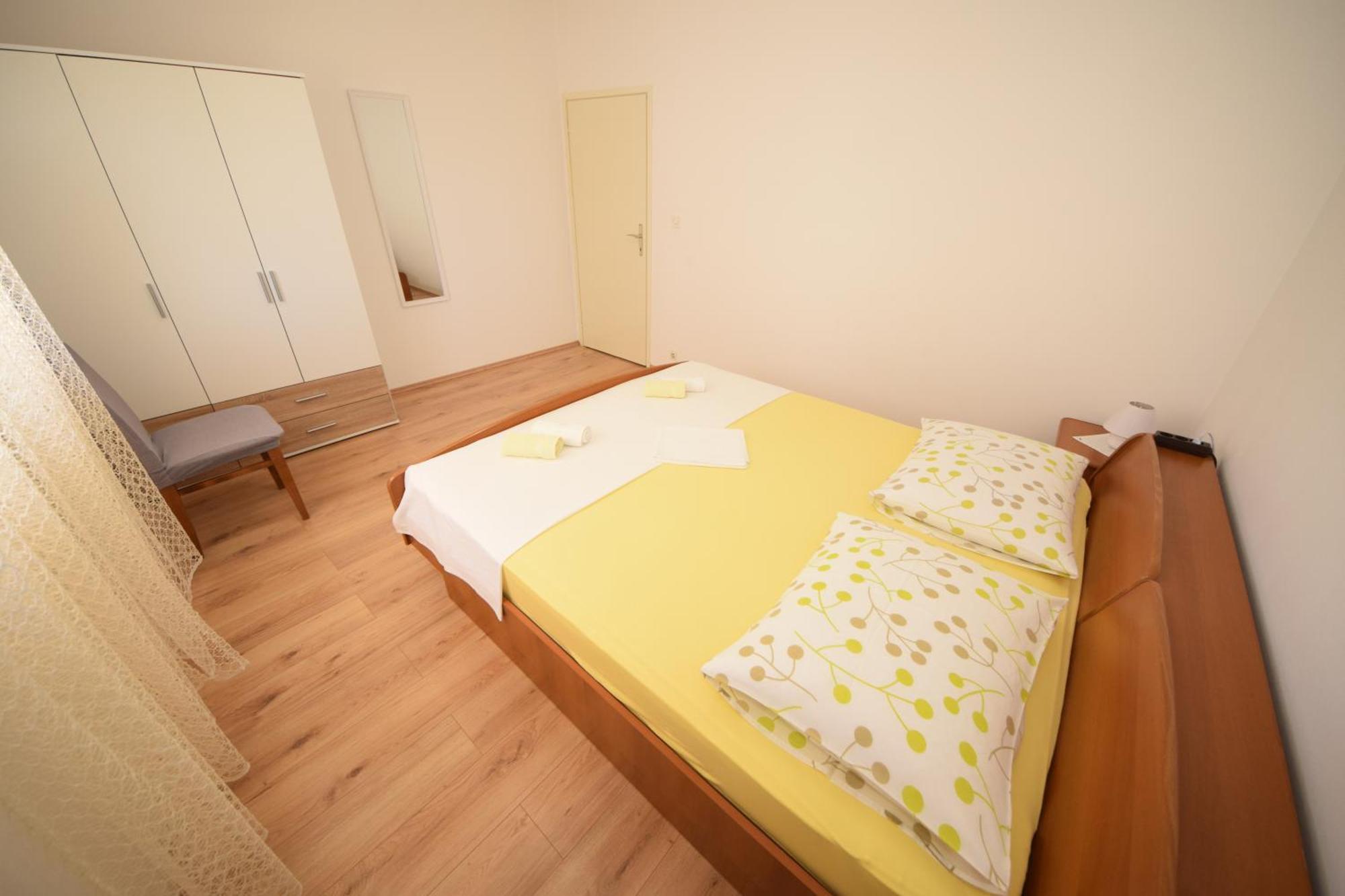Apartments Jakov Orebic Ngoại thất bức ảnh