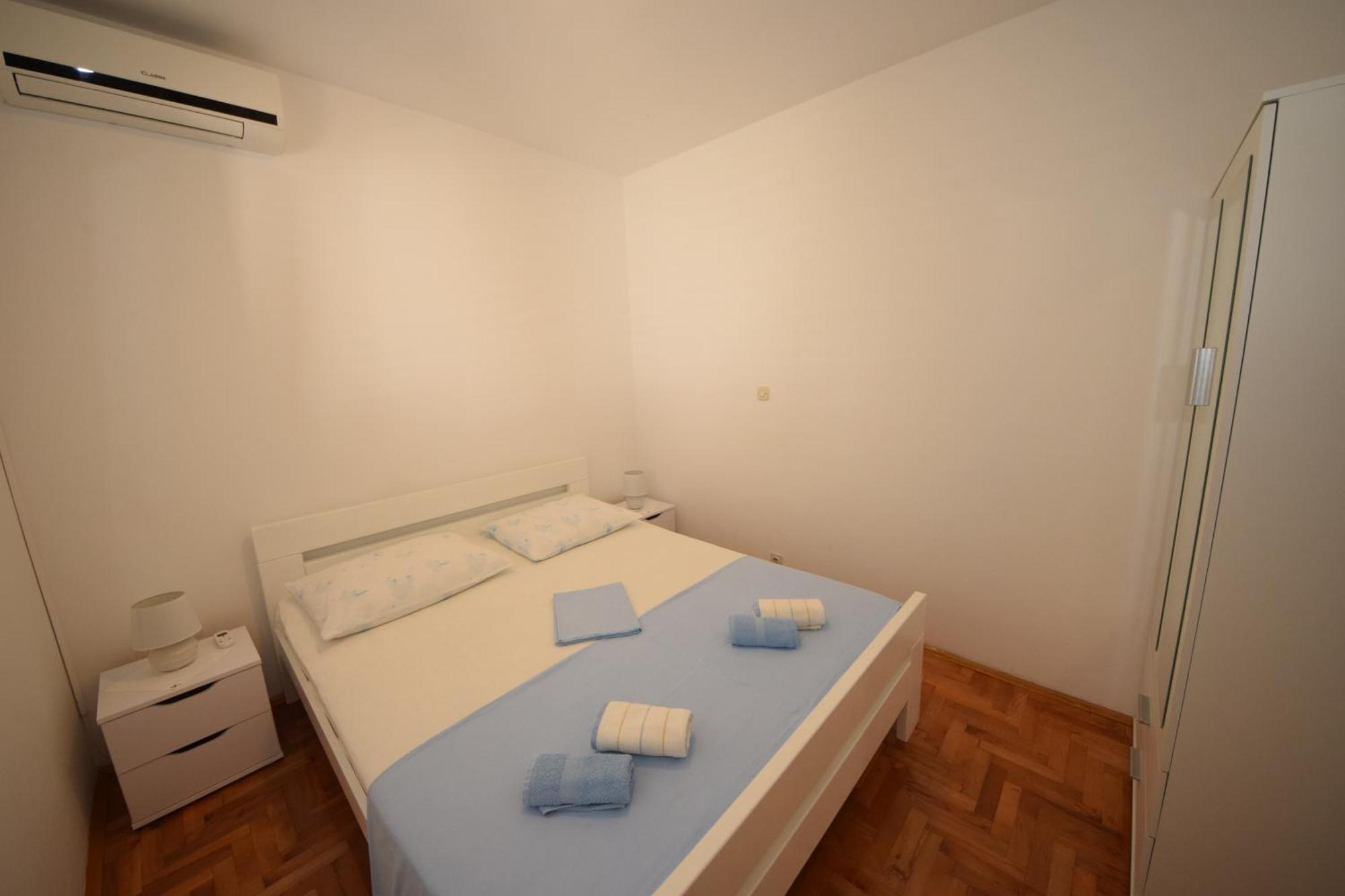 Apartments Jakov Orebic Ngoại thất bức ảnh