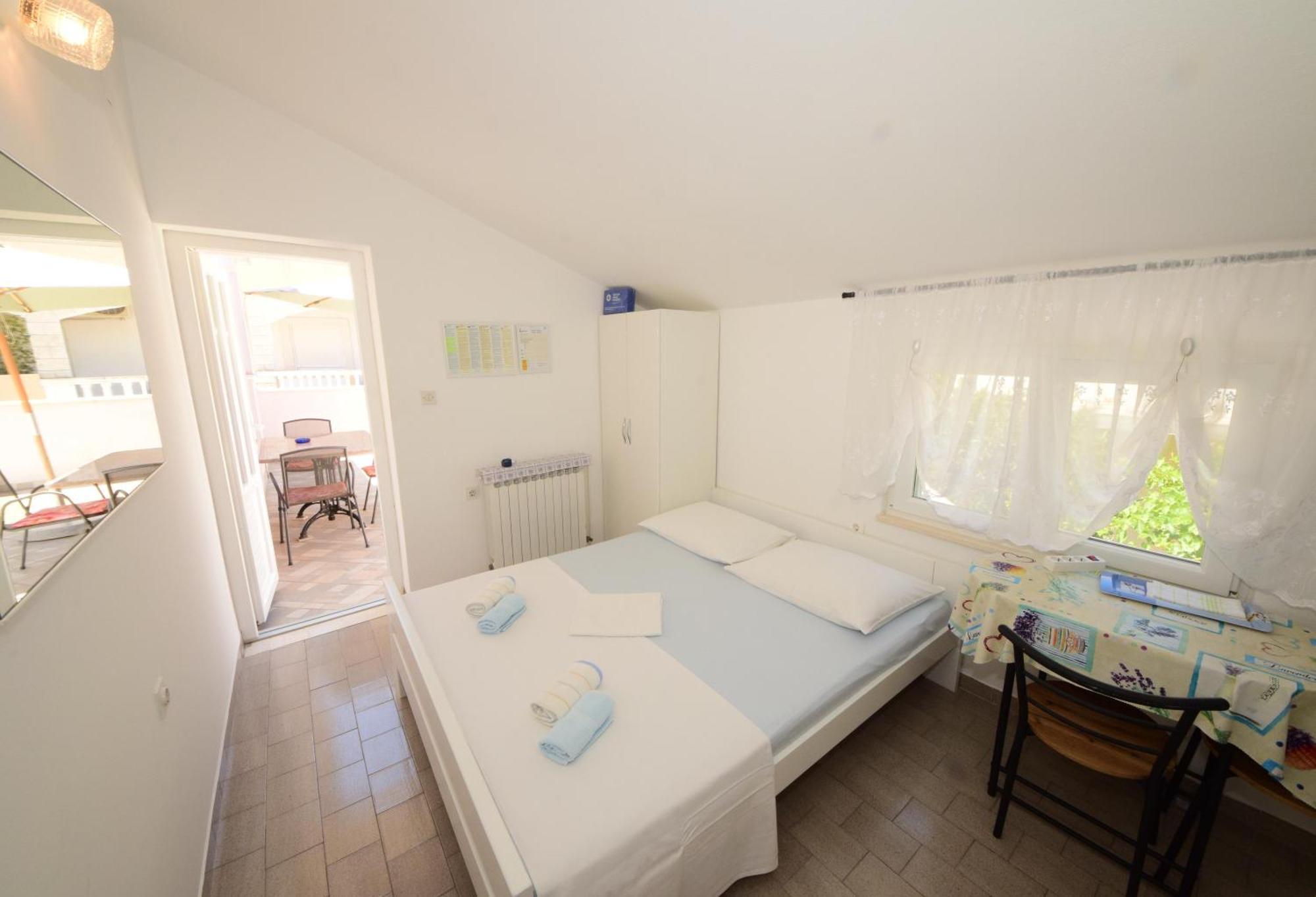 Apartments Jakov Orebic Ngoại thất bức ảnh
